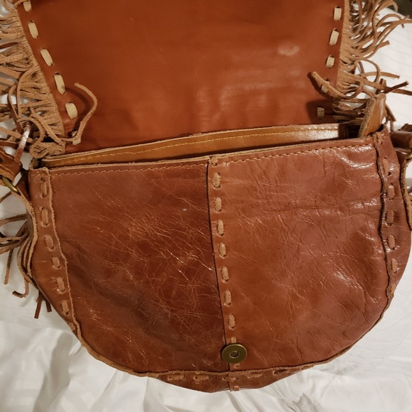 Handmade leather crossbody bag - Picture 4 of 4